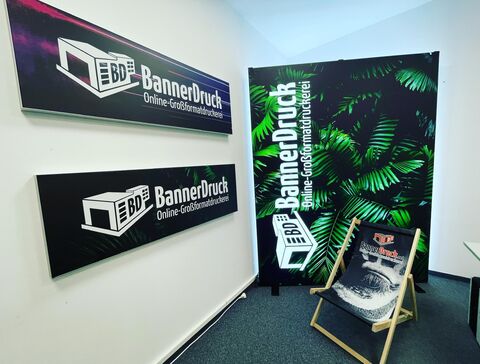 Spannrahmen und LED Messewand mit Samba Stoff Bespannung