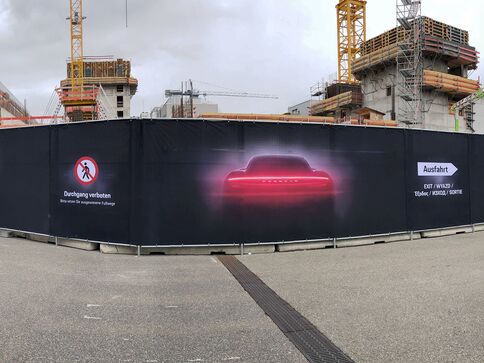 Großformat Banner für Porsche, Stuttgart Großformat Stoff-Banner für Porsche, Stuttgart