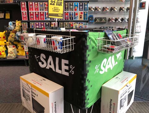 Gitterboxhusse für GameStop