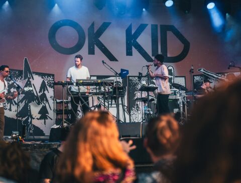 Bühnenbild für OK Kid, Backdrop aus Decor 205 g/m² Bilder © Adrian Sikora